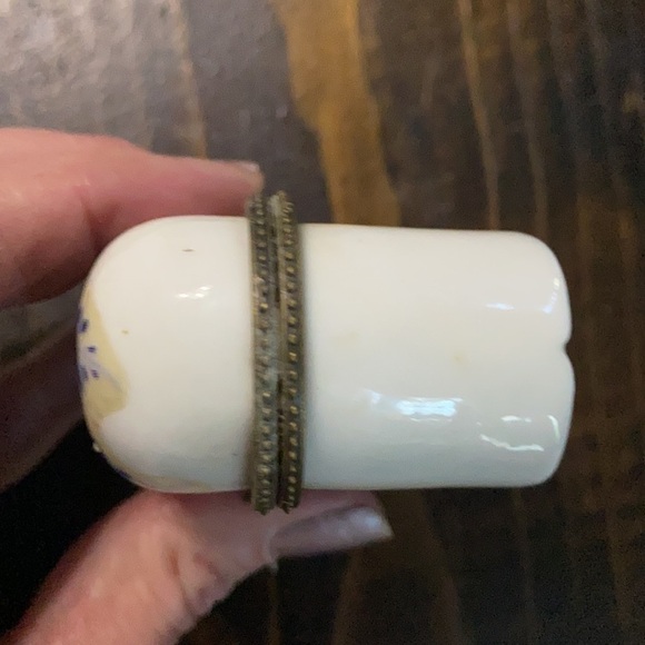 VINTAGE Blue Delft Floral Rectangle Trinket Box - Picture 12 of 13